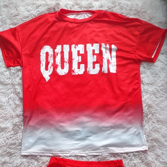 Red and white Queen short set - Picture 1 of 2